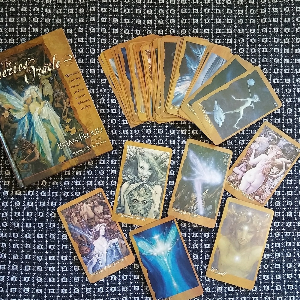 The Faeries Oracle deck + book